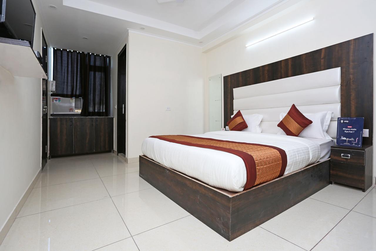 Oyo 9147 Hotel Aerostay New Delhi Eksteriør bilde