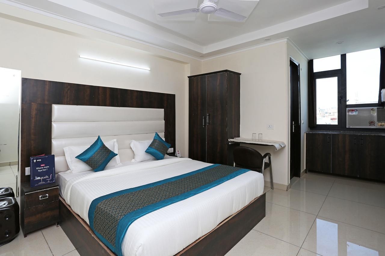 Oyo 9147 Hotel Aerostay New Delhi Eksteriør bilde